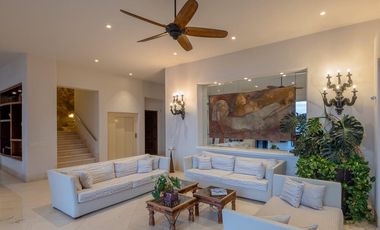 Villa de lujo frente al mar en Conchas Chinas, Puerto Vallarta | 6 recámaras, alberca privada, vistas espectaculares