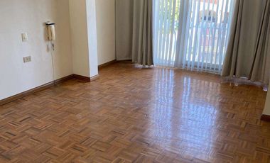 RESIDENCIA DENTRO DE CLUB CAMPESTRE 2 PLANTAS CON ELEVADOR