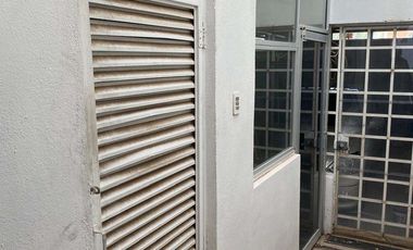 RESIDENCIA DENTRO DE CLUB CAMPESTRE 2 PLANTAS CON ELEVADOR