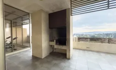 Exclusivo Departamento En Edificio Alto Huertos