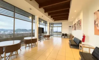 Exclusivo Departamento En Edificio Alto Huertos