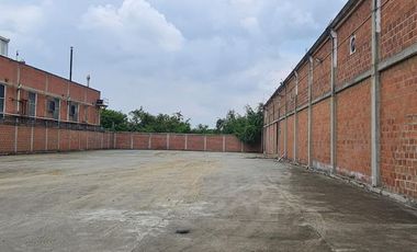 VENDO BODEGA AREA 5600 M2 ARROYOHONDO YUMBO