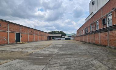 VENDO BODEGA AREA 5600 M2 ARROYOHONDO YUMBO