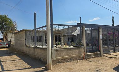 Casa en Venta La Colonia Ermita a 1 Cuadra de Carretera a Chapala