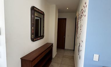 Departamento en renta amueblado en Versalles, 2 habitaciones 2 baños con alberca.