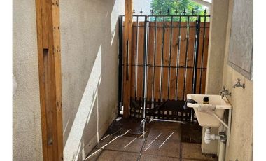 VENDE En Condominio Altue 3d,2b,1e En 136/67m2