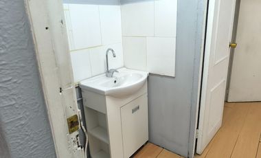 UF. 43 LAS CONDES/CH. HAMILTON AMPLIO CHALET OFICINA 4 ESTAC.