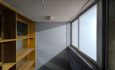 UF. 43 LAS CONDES/CH. HAMILTON AMPLIO CHALET OFICINA 4 ESTAC.