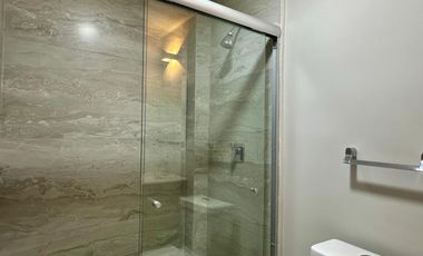 Estudio nuevo en Renta en La Americana, Av. La Paz a dos cuadras