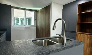 Estudio nuevo en Renta en La Americana, Av. La Paz a dos cuadras