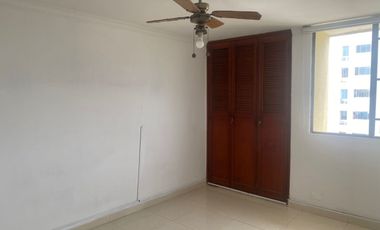 Apartamento de 2 alcobas más alcoba de servicio