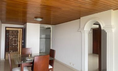 Apartamento de 2 alcobas más alcoba de servicio