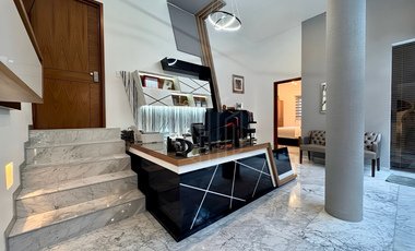 RESIDENCIA CON IMPRESIONANTE DISEÑO Y ACABADOS EN VENTAEN LA ESTADÍA.