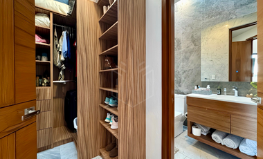 RESIDENCIA CON IMPRESIONANTE DISEÑO Y ACABADOS EN VENTAEN LA ESTADÍA.