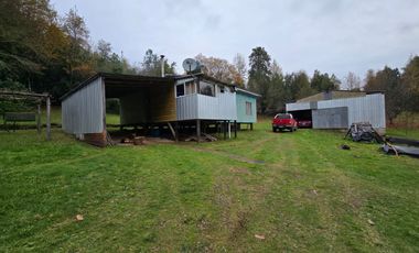 Parcela con Casa y Galpon Sector Llascahue