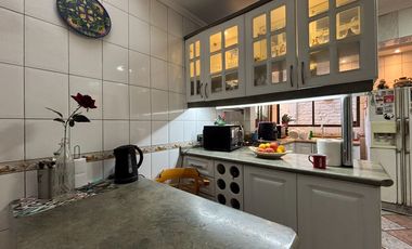 Se Vende Casa 5 Dormitorios, San Miguel, Metro San Miguel