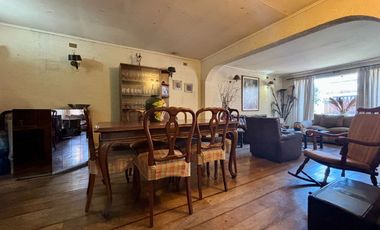 Se Vende Casa 5 Dormitorios, San Miguel, Metro San Miguel