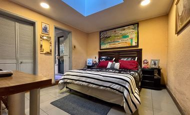 Se Vende Casa 5 Dormitorios, San Miguel, Metro San Miguel