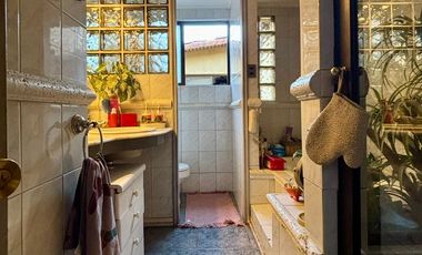 Se Vende Casa 5 Dormitorios, San Miguel, Metro San Miguel