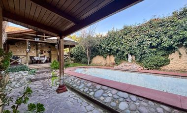 Se Vende Casa 5 Dormitorios, San Miguel, Metro San Miguel