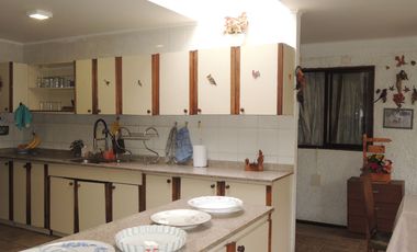 ESTUPENDA CASA EN EL CENTRO DE OLMUE, CALLE O´HIGGINS 5 DORMITORIOS, 4 BAÑOS
