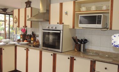 ESTUPENDA CASA EN EL CENTRO DE OLMUE, CALLE O´HIGGINS 5 DORMITORIOS, 4 BAÑOS