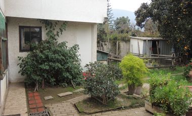 ESTUPENDA CASA EN EL CENTRO DE OLMUE, CALLE O´HIGGINS 5 DORMITORIOS, 4 BAÑOS