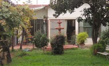 ESTUPENDA CASA EN EL CENTRO DE OLMUE, CALLE O´HIGGINS 5 DORMITORIOS, 4 BAÑOS