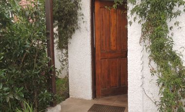 ESTUPENDA CASA EN EL CENTRO DE OLMUE, CALLE O´HIGGINS 5 DORMITORIOS, 4 BAÑOS