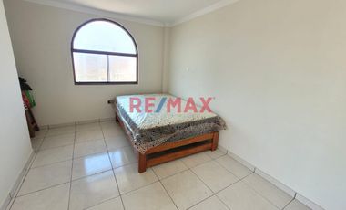 Se Vende Casa De Playa Mas Terreno En Huanchaquito - At 291.05 M2 - Ac 225 M2- 160000 Dolares