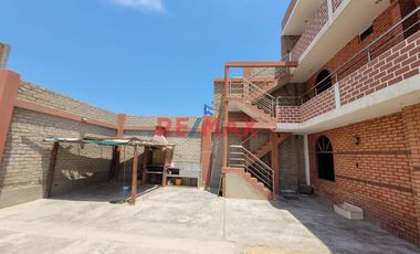 Se Vende Casa De Playa Mas Terreno En Huanchaquito - At 291.05 M2 - Ac 225 M2- 160000 Dolares