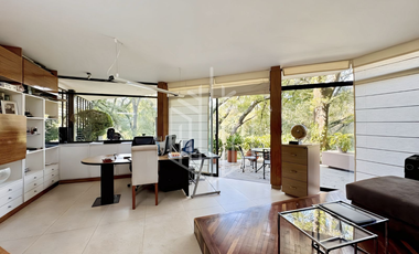 OPORTUNIDAD DE VENTA CON LA MEJOR VISTA Y ACCESO AL CAMPO EN CLUB DE GOLF VALLESCONDIDO.