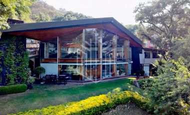 OPORTUNIDAD DE VENTA CON LA MEJOR VISTA Y ACCESO AL CAMPO EN CLUB DE GOLF VALLESCONDIDO.