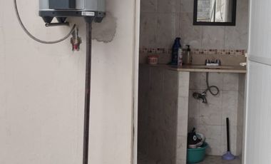 RENTA DE OFICINAS CON BODEGA EN TOLUCA ZONA INDUSTRIAL SANTA ANA TLAPALTITLAN