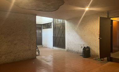 Casa/Terreno en Venta en Av. División del Norte CON USO DE SUELO (HC)