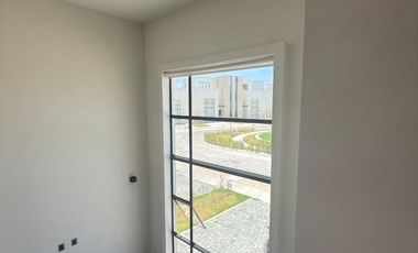 CASA EN RENTA FRACC. VILLAS DEL CAMPO CALIMAYA A 15 MINUTOS GALERIAS METEPEC
