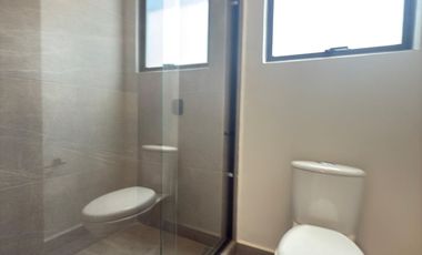 CASA EN RENTA FRACC. VILLAS DEL CAMPO CALIMAYA A 15 MINUTOS GALERIAS METEPEC