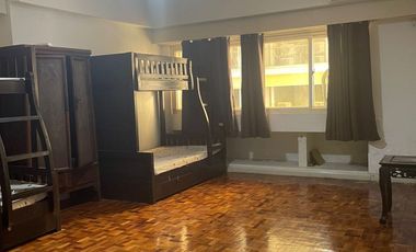 4BR Unit For Sale - Washington Tower