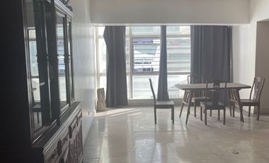 4BR Unit For Sale - Washington Tower