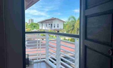 4 BEDROOM HOUSE AND LOT FOR RENT INSIDE HIGH END SUBDIVISION
