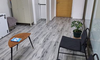 MARAVILLOSA OFICINA 47M2 A PASOS METRO MANQUEHUE