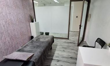 MARAVILLOSA OFICINA 47M2 A PASOS METRO MANQUEHUE
