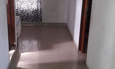 VENTA CASA 5 AMBIENTES VILLA LUZURIAGA CON PISCINA FONDO