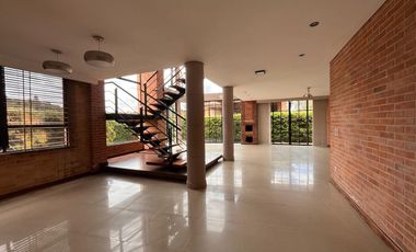 Casa  en arriendo, El Escobero, Envigado, Antioquia