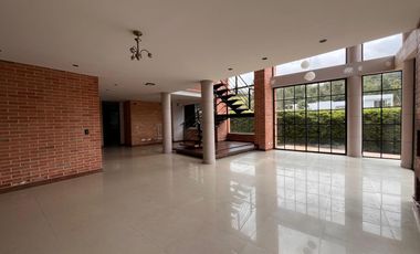 Casa  en arriendo, El Escobero, Envigado, Antioquia