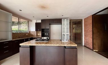 Casa  en arriendo, El Escobero, Envigado, Antioquia
