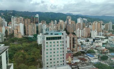 ARRIENDO EXCELENTE OFICINA BUCARAMANGA