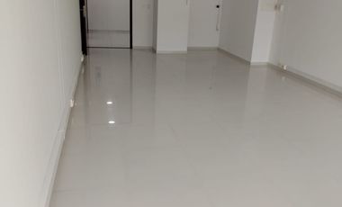 ARRIENDO EXCELENTE OFICINA BUCARAMANGA