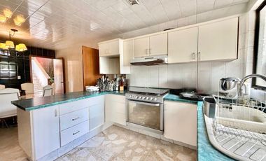 CASA EN VENTA EN LOMAS 4ta SECCION EXCELENTE UBICACION