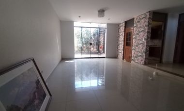 Se Alquila Hermosa Casa De 4 Pisos En Campo Verde - Sachaca